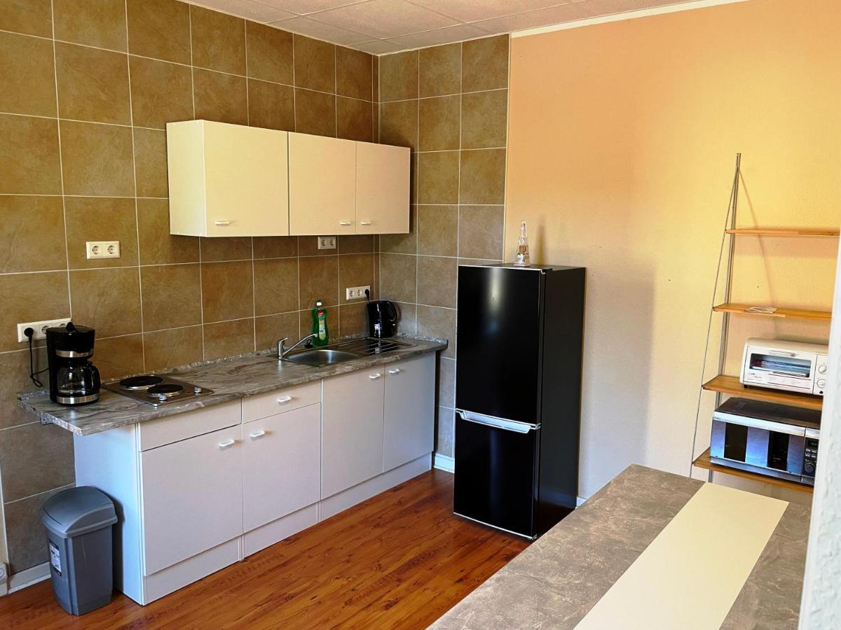 Fewo1-1 Zim Apart-4 Bett-Kueche-Dusche Wc-Parkplatz Berlijn Buitenkant foto